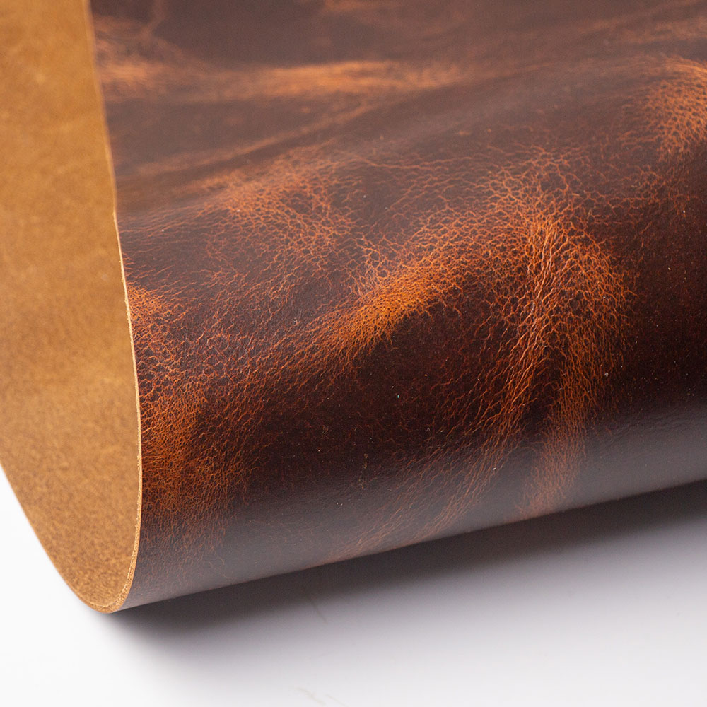 牛革 厚手の本革 ワックス加工 ハードファーストレイヤーなめ - Veg Tan Leather Hide のレビューと価格